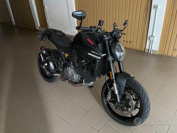 Ducati Monster 937
