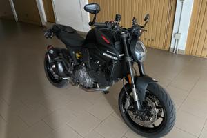 Ducati Monster 937