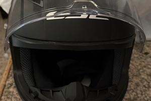 Casco integrale LS2 e parapioggia anche per scarpe