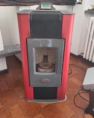 Stufa a pellet - Ferroli - 6 kW