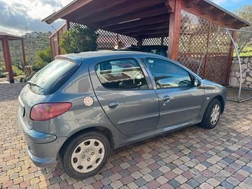 Peugeot 206 hdi