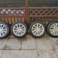 Pneumatici 4 stagioni 205/55 R16 quasi nuovi