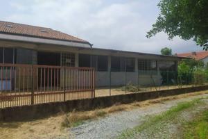 Immobile di 245 m² a Villanova Canavese