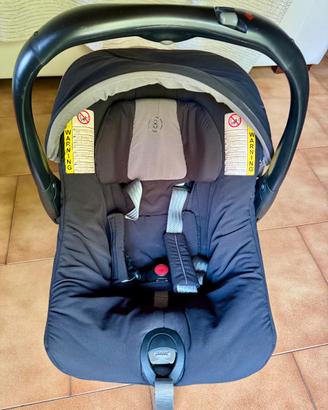 Ovetto nero Jané Strata