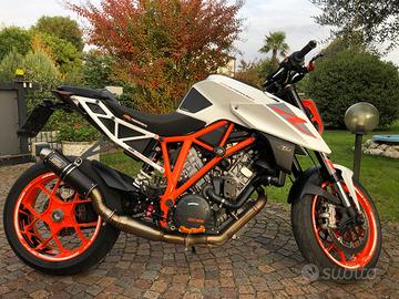 KTM 1290 superduke R 2017