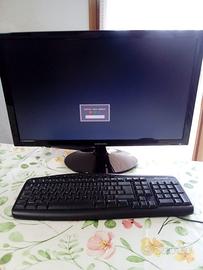 Monitor Samsung per PC fisso e Tastiera Microsoft