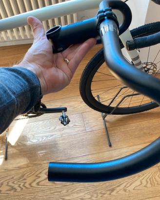 Manubrio Specialized gravel + attacco