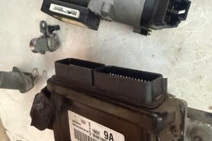 Blocchetto  con chiave e  centralina originale