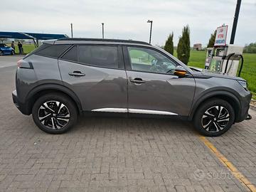 Peugeot 2008 1200 benzina  Allure 