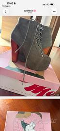Stivaletti Jeffrey Campbell Lita in camoscio grigi