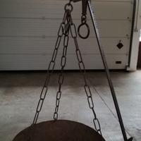 Antica stadera in ferro