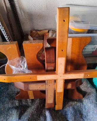 Tavolo rotondo in legno