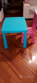 tavolino e sedia