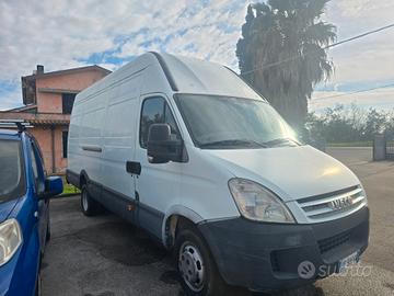 Iveco gran volume Furgone