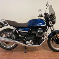 Moto Guzzi V7 - 2022