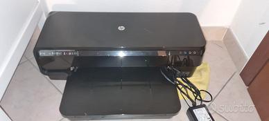 Stampante a colori HP Officejet 7110