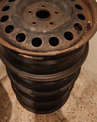 4 cerchi in ferro Fiat 16 sedici