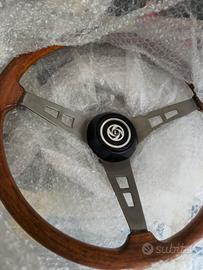 volante Hellebore mini