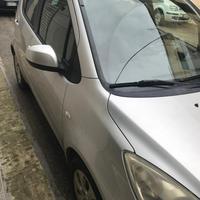 AUTO OPEL AGILA