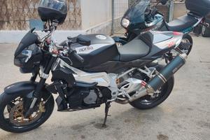 Aprilia Tuono 1000 RSV 2004