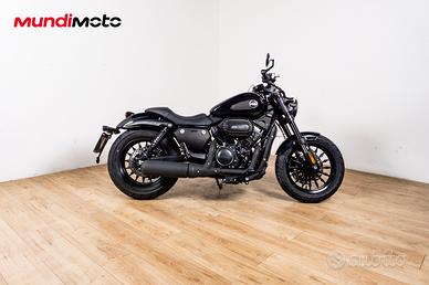 KEEWAY V 302 C - 2024