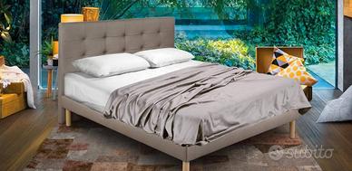 Letto matrimoniale con materasso