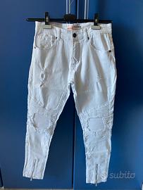 Pantaloni bianchi