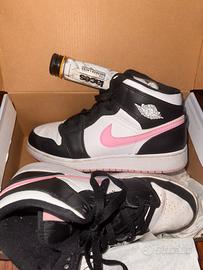 Nike Jordan 1 mid nero rosa