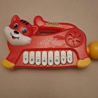 Pianola a forma di gattino