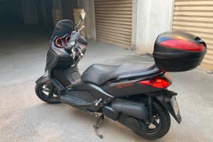 Yamaha Xmax 250