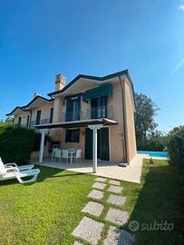 Albarella villa con piscina giugno