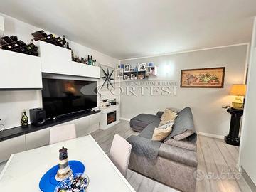 Attico di 115 mq arredato con Garage PS/160