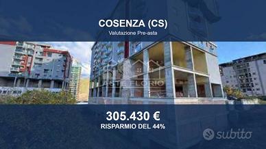 Immobile in asta di 936 m² a Cosenza