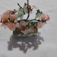 riproduzione bonsai in pietra di Giada 