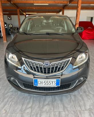 Lancia Ypsilon 1.0 FireFly 5 porte S&S Hybrid Ecoc