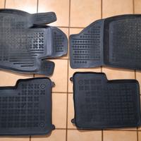 Tappetini a vaschetta Rezaw-Plast x Jeep Renegade