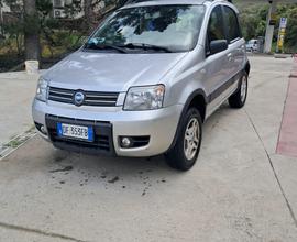 Fiat Panda 1.3 75cv 4x4