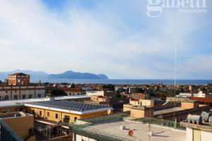 Grande 6 vani di 5° piano, pressi stazione A/251