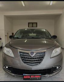 Lancia Ypsilons 1.2 bezina 5 porte