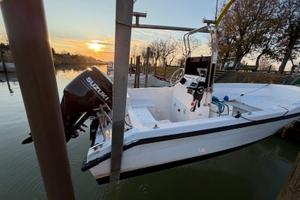 2023 Open 550 Suzuki 100cv