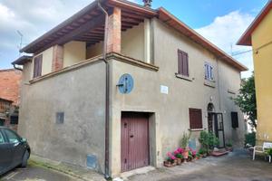 Terratetto Rustico a Montagnano frazione di Mont