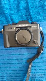 macchina fotografica  mirrorless Fujifilm X-T10