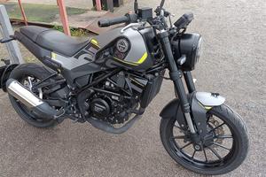 Moto Benelli Leoncino 250