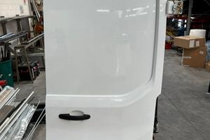 Ford traniat van porte posteriori