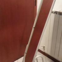 Specchio verticale con piedistallo