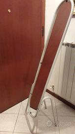 Specchio verticale con piedistallo