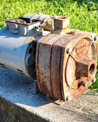 Pompa acqua autoclave