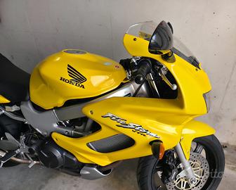 Honda VTR 1000 F Firestorm 2002 FMI come nuova