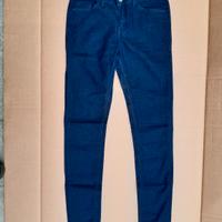 Jeans nuovi marca Kiabi taglia 38 più un omaggio 