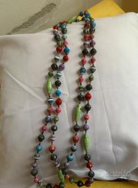 Collana con perle di “carta”